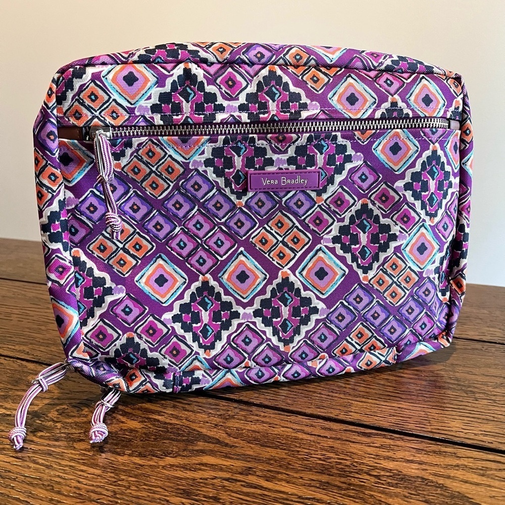 VERA BRADLEY Lighten Up Seat Back Organizer in Dream Diamonds - Retired pattern